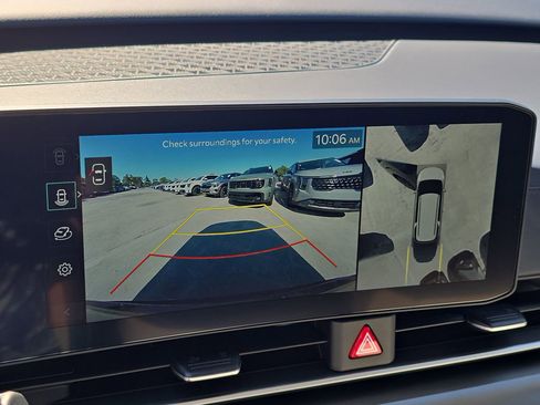 New 2026 Kia Carnival SX Prestige FWD image 25