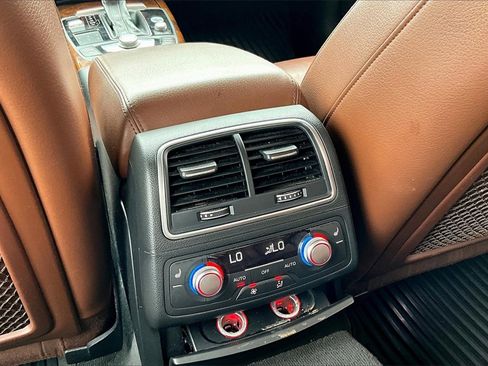 Used 2018 Audi A6 3.0T Premium Plus w/ Premium Plus Package image 32