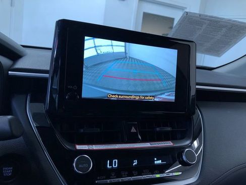 Used 2026 Toyota Corolla Cross LE FWD image 28