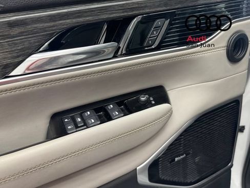 Used 2022 Jeep Wagoneer Series III w/ Premium Group I RWD image 35