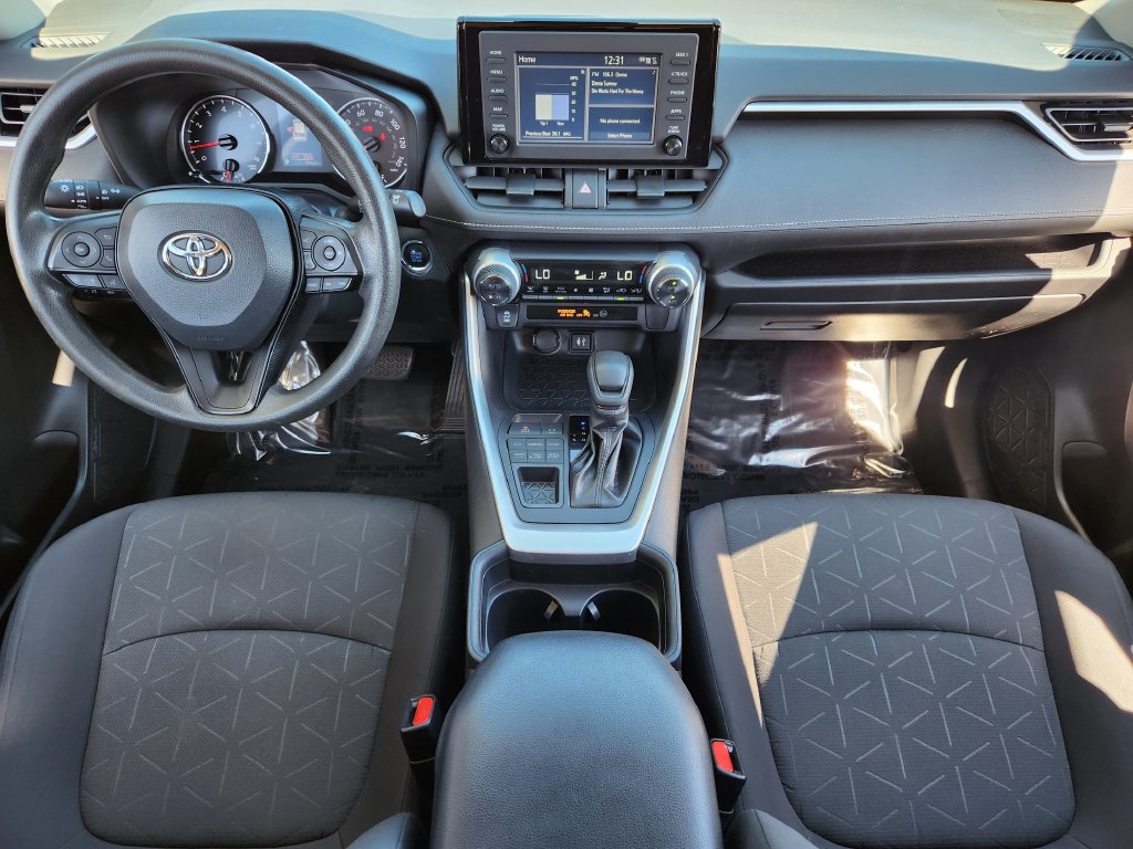 Used 2019 Toyota RAV4 XLE AWD/4WD image 17