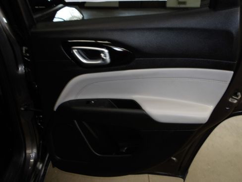 Used 2023 Jeep Compass Limited AWD/4WD image 15