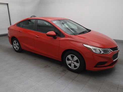 Used 2018 Chevrolet Cruze LS image 11