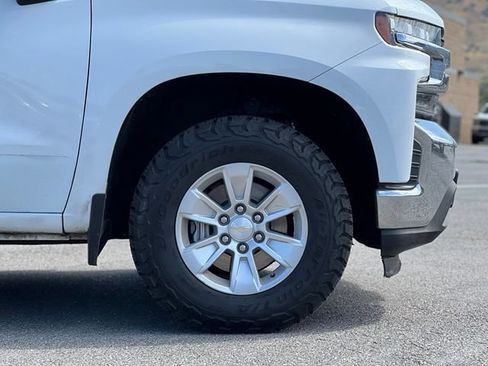 Used 2021 Chevrolet Silverado 1500 LT w/ Convenience Package II AWD/4WD image 10