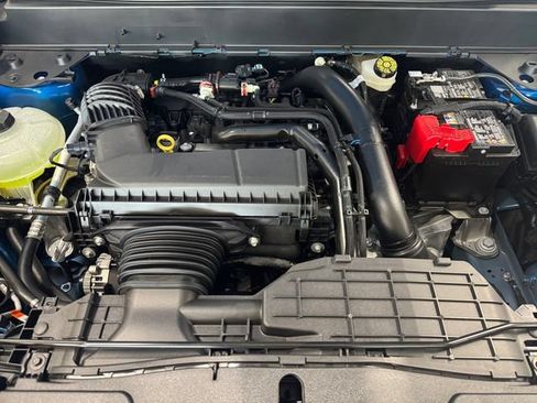 Used 2026 Ford Maverick XLT w/ XLT Luxury Package AWD/4WD image 6