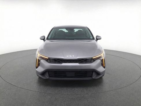 Used 2025 Kia K4 FWD image 2
