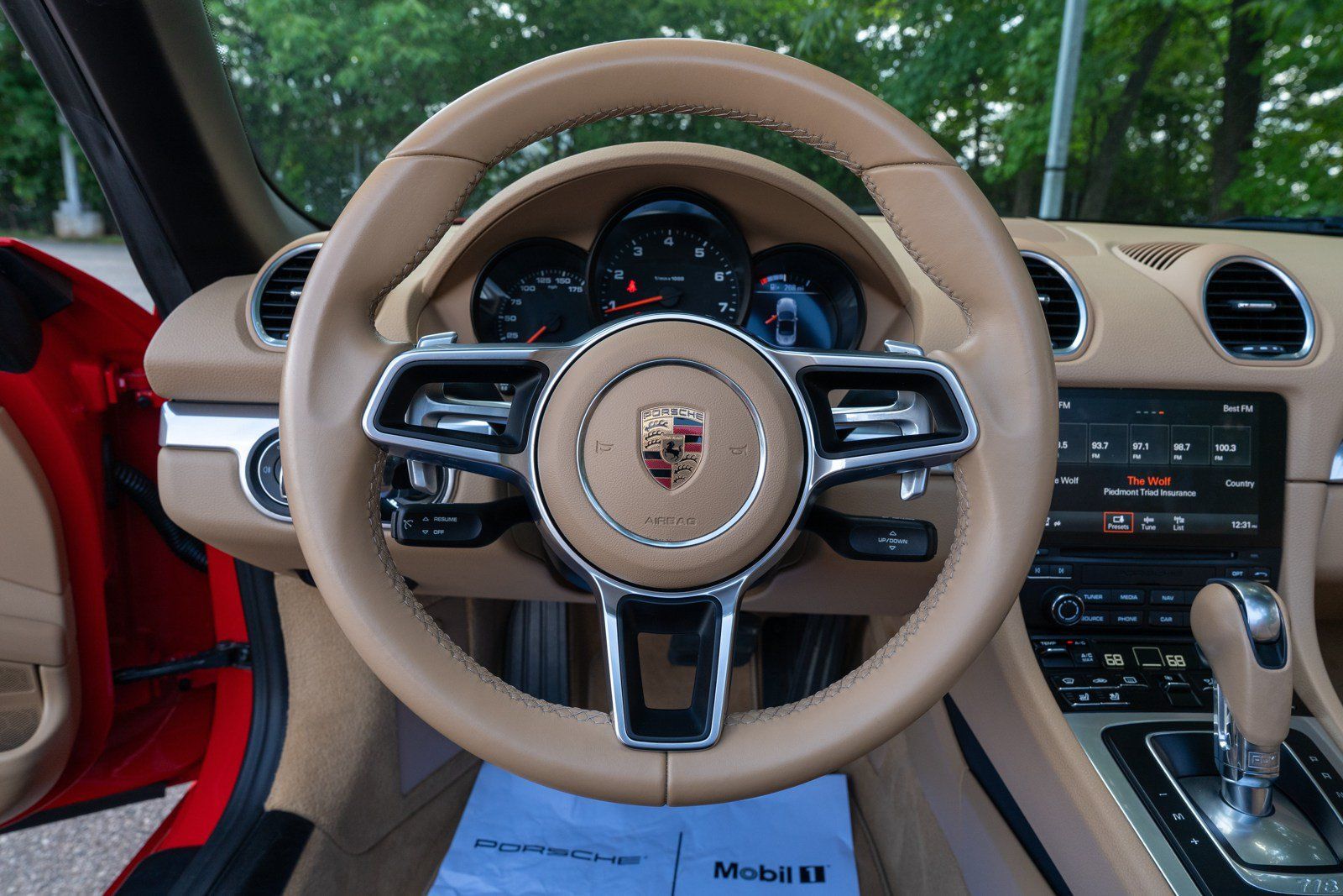 Used 2017 Porsche 718 Boxster RWD image 26
