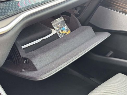 Used 2025 BMW X5 xDrive40i w/ Premium Package image 32