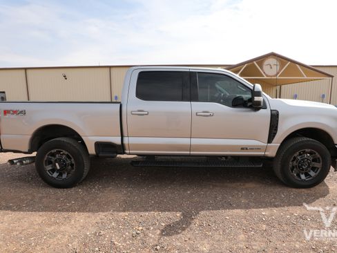 Used 2023 Ford F250 Lariat w/ Lariat Ultimate Package image 5