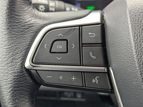 Used 2021 Toyota Sienna XLE image 26