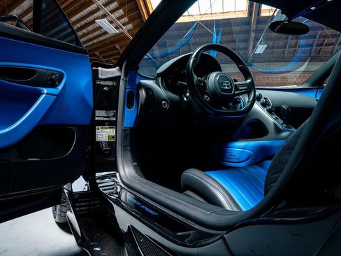 Used 2023 Bugatti Chiron Super Sport image 16