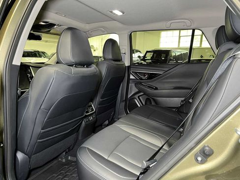 Used 2025 Subaru Outback Touring XT AWD/4WD image 20
