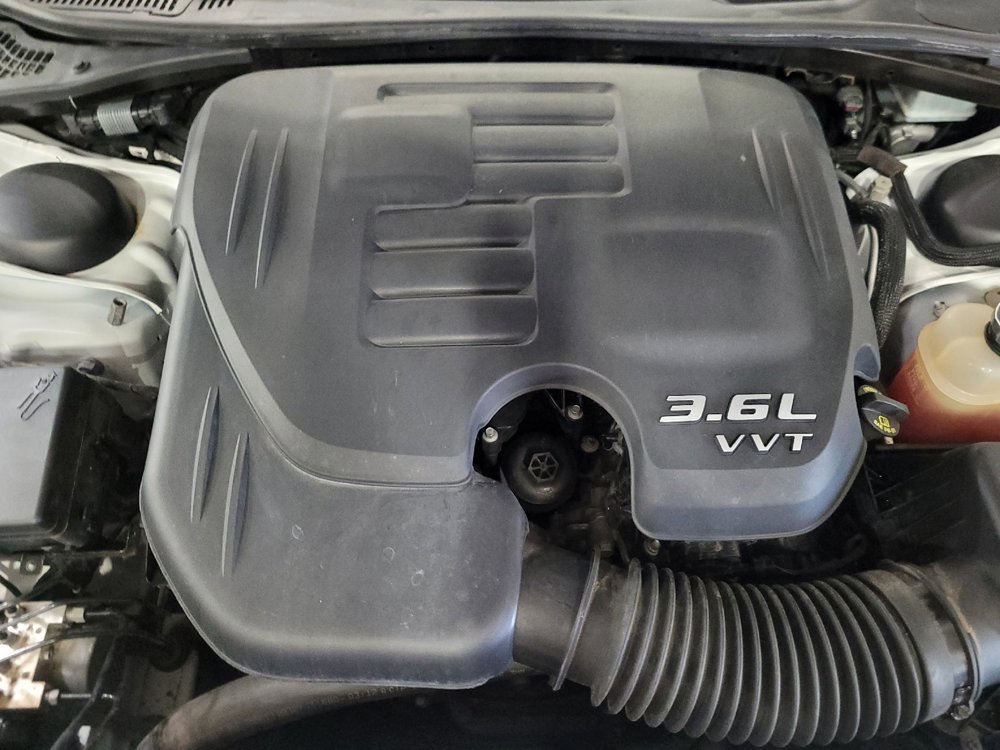 Used 2022 Dodge Challenger GT RWD image 30