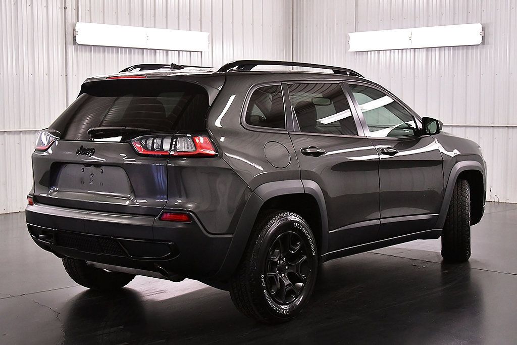 Used 2022 Jeep Cherokee Latitude AWD/4WD image 8
