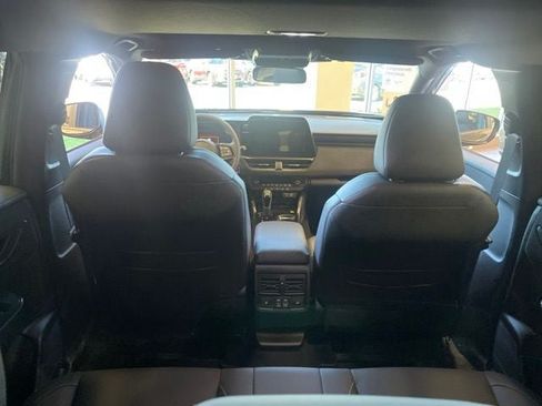 New 2026 Subaru Outback Limited AWD/4WD image 15
