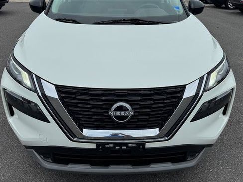 Used 2023 Nissan Rogue S AWD/4WD image 20