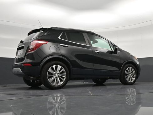 Used 2018 Buick Encore Preferred FWD image 19