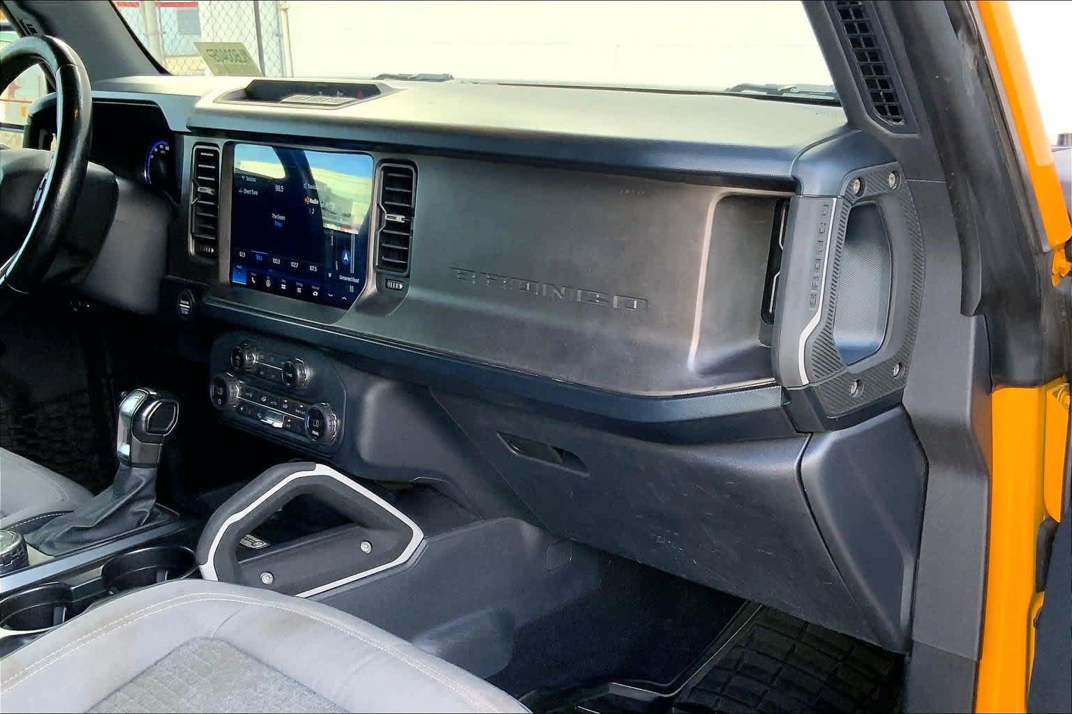 Used 2021 Ford Bronco Outer Banks AWD/4WD image 18