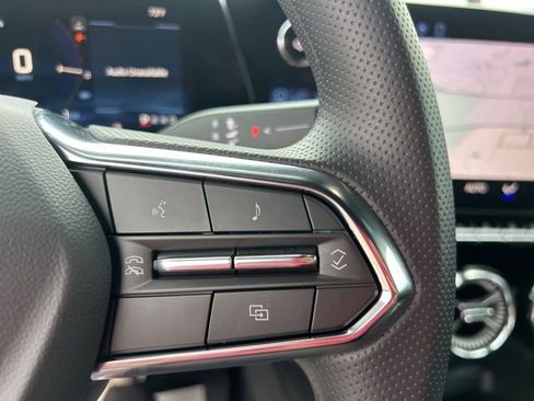 New 2026 Chevrolet Blazer EV LT image 18