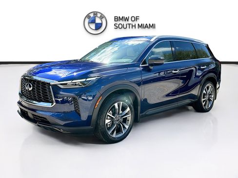 Used 2023 INFINITI QX60 Luxe w/ Cargo Package image 3