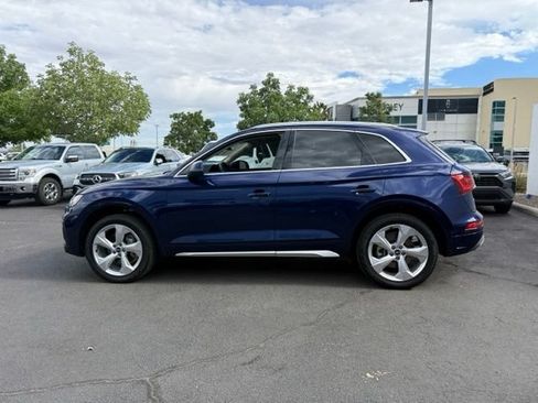 Used 2021 Audi Q5 Prestige w/ Prestige Package AWD/4WD image 4