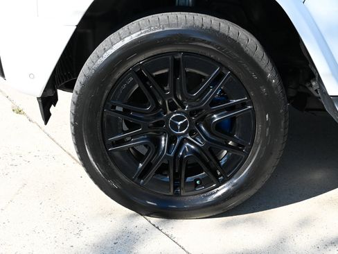 Used 2025 Mercedes-Benz G 580 w/ EQ Technology image 9