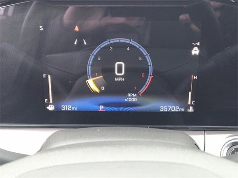 Certified 2024 Chevrolet Trax LT w/ Driver Confidence Package image 17