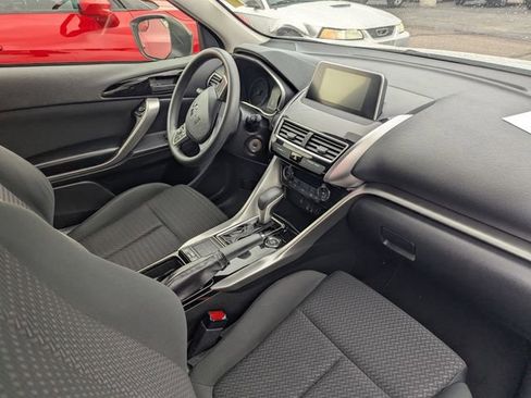 Used 2018 Mitsubishi Eclipse Cross LE image 9