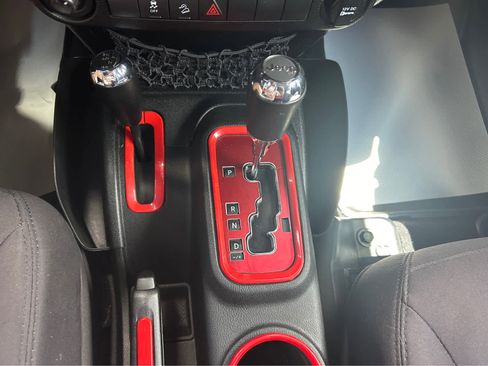 Used 2014 Jeep Wrangler Unlimited Sport w/ Quick Order Package 24S AWD/4WD image 25
