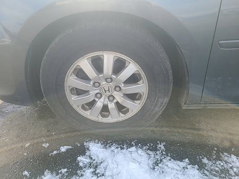 Used 2010 Honda Odyssey EX-L image 10