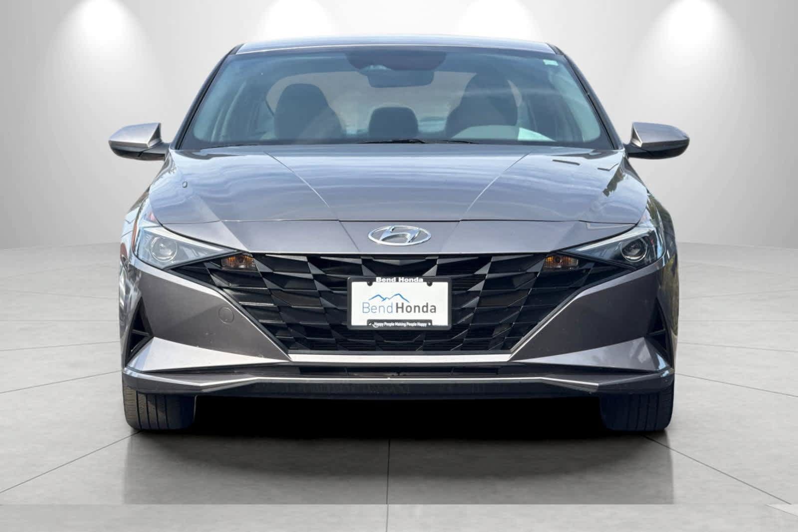 Used 2023 Hyundai Elantra SEL FWD image 10