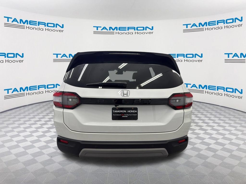 Used 2025 Honda Pilot EX-L image 4