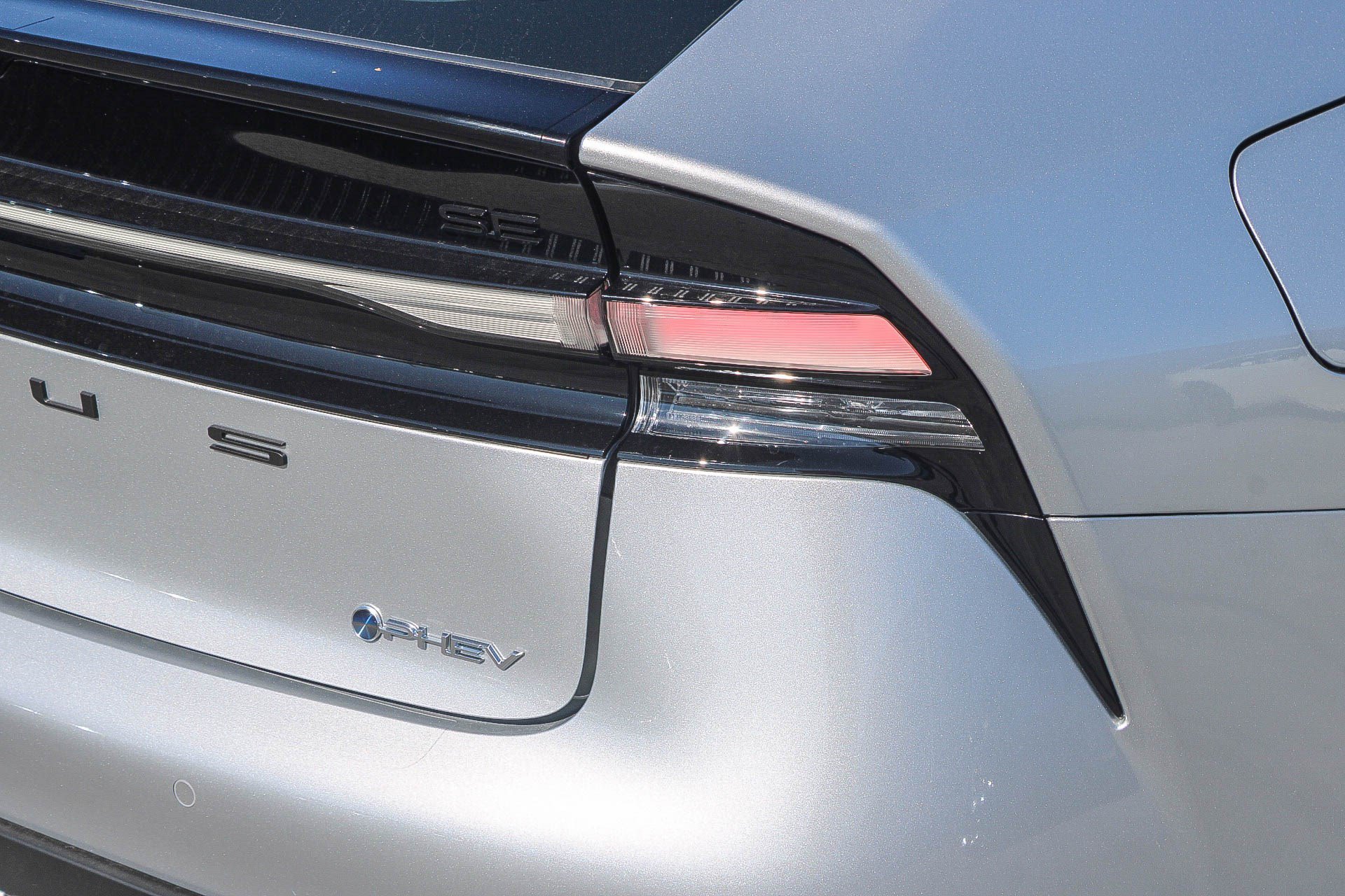 New 2027 Toyota Prius Plug-In Hybrid FWD image 10