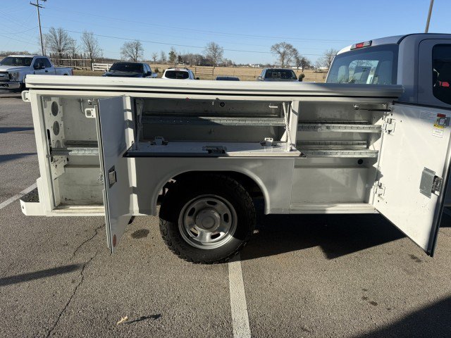 Used 2019 Ford F350 XL w/ Power Equipment Group RWD image 14