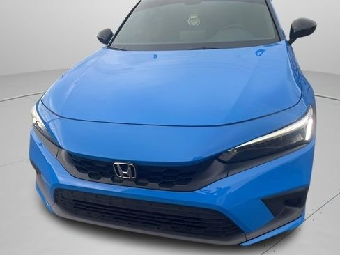 Used 2024 Honda Civic Sport image 3