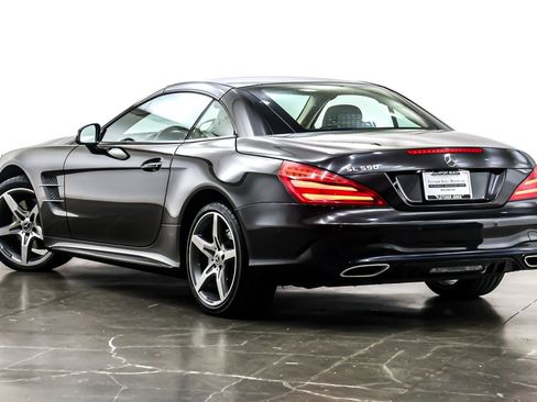 Used 2020 Mercedes-Benz SL 550 image 12