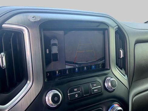 Used 2022 GMC Sierra 2500 Denali w/ Denali Ultimate Package AWD/4WD image 27