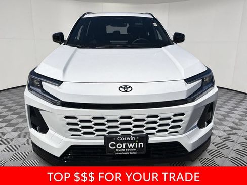 Used 2026 Toyota RAV4 SE w/ Convenience Package AWD/4WD image 2