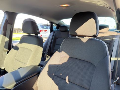 Used 2020 Chevrolet Malibu RS FWD image 19