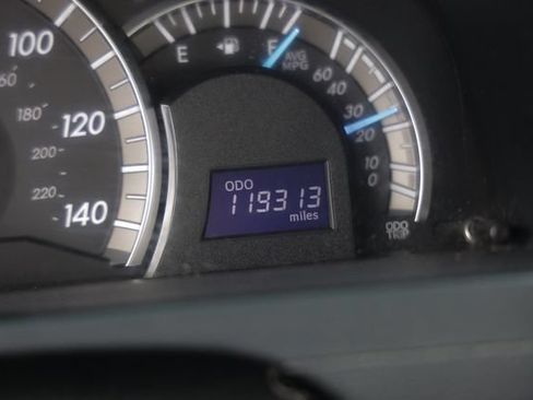 Used 2014 Toyota Camry SE FWD image 43