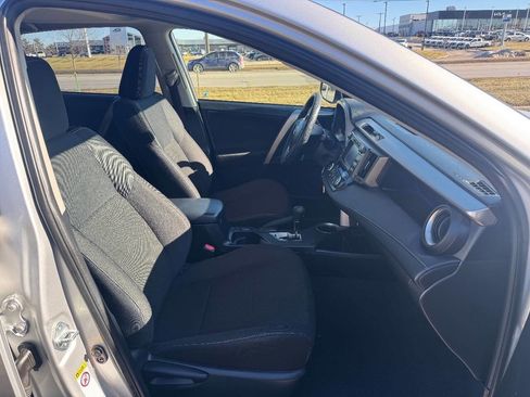 Used 2015 Toyota RAV4 XLE image 14