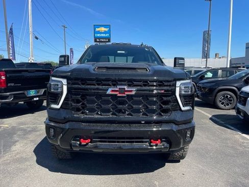 New 2026 Chevrolet Silverado 2500 ZR2 w/ LPO, Dark Essentials Package AWD/4WD image 16