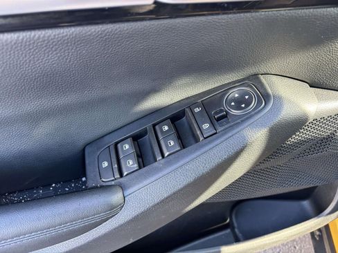 Used 2022 Kia Seltos S image 15