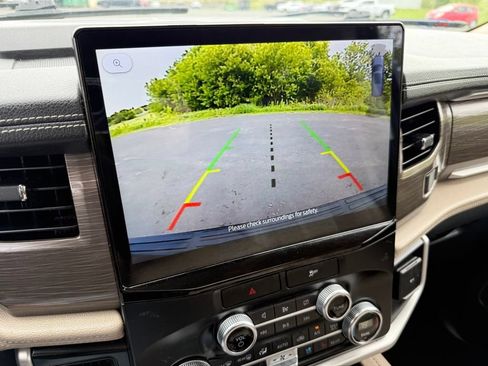 Used 2022 Ford Expedition Limited AWD/4WD image 31