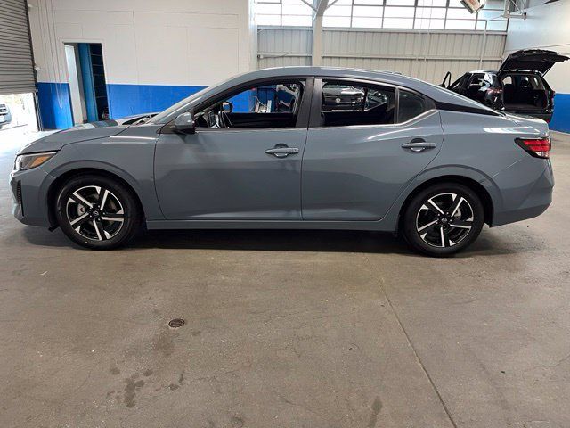Used 2024 Nissan Sentra SV FWD image 6