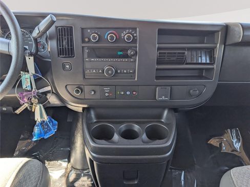 Used 2025 Chevrolet Express 3500 LS RWD image 18