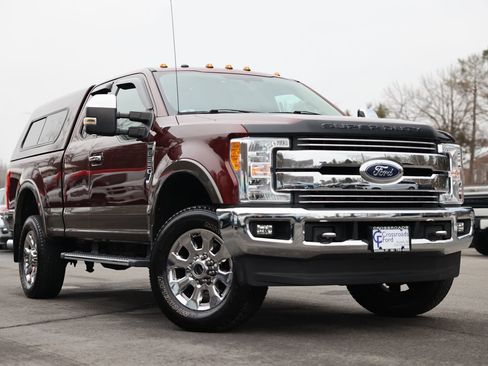 Used 2017 Ford F250 Lariat w/ Chrome Package image 52
