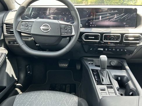 New 2026 Nissan Sentra SV w/ SV Convenience Package FWD image 21