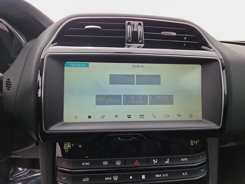 Used 2019 Jaguar F-PACE Premium AWD/4WD image 22