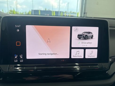 New 2026 Volkswagen Atlas Peak Edition AWD/4WD image 22